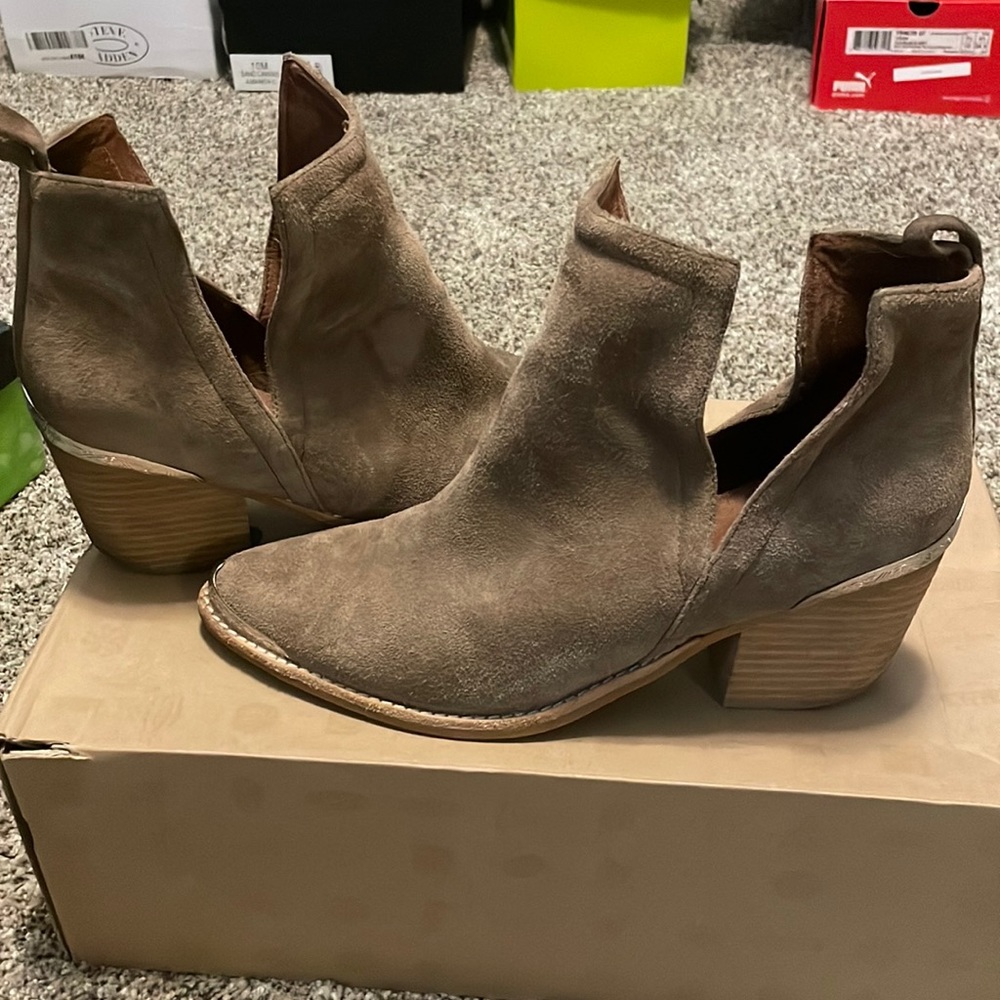 Jeffrey Campbell suede booties